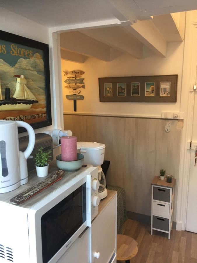 オーStudette Tiny House De L Eglise 12 M2アパートメント エクステリア 写真