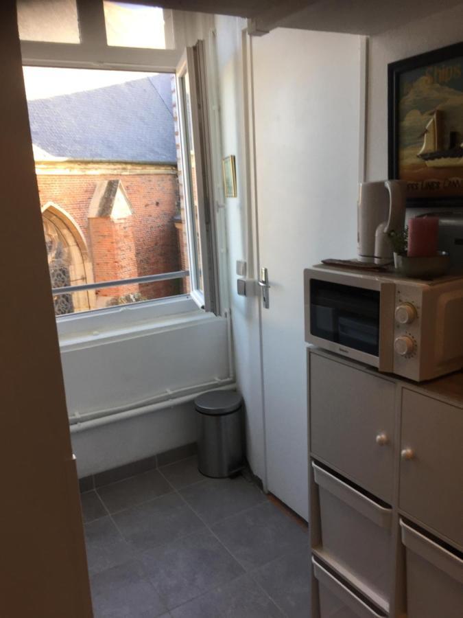 オーStudette Tiny House De L Eglise 12 M2アパートメント エクステリア 写真