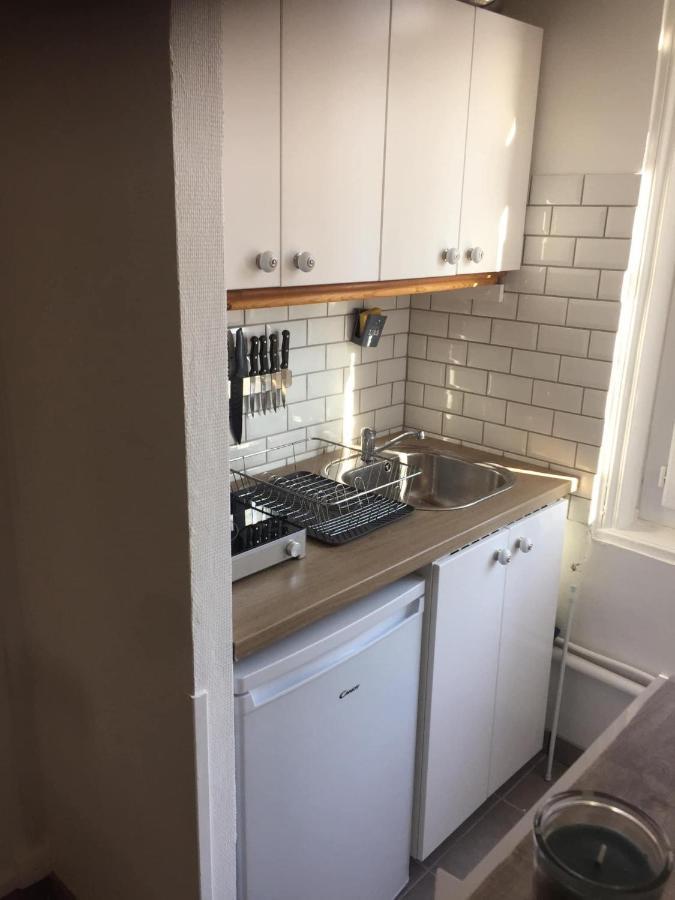 オーStudette Tiny House De L Eglise 12 M2アパートメント エクステリア 写真
